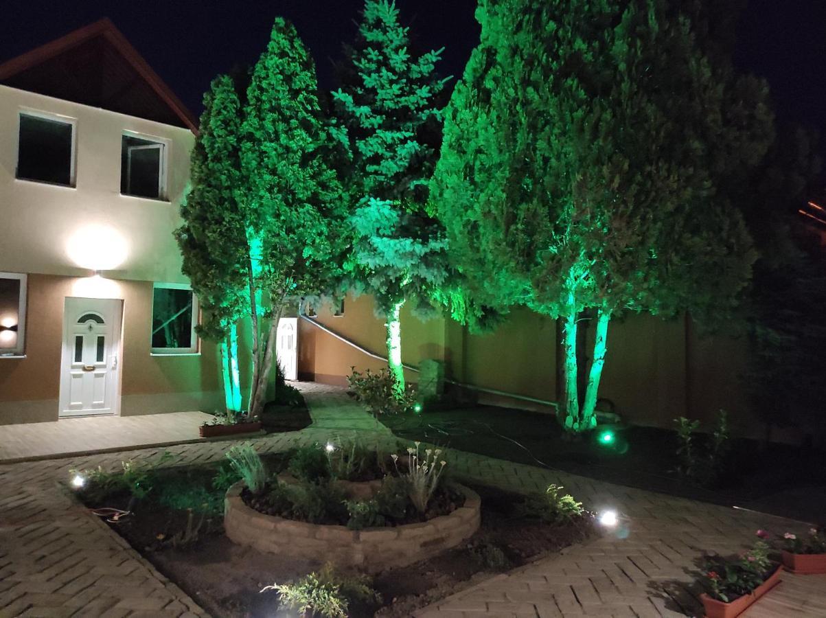 7 Days Apartment Makó Dış mekan fotoğraf